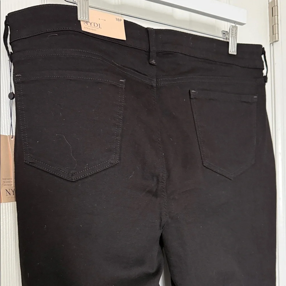 NYDJ Women's Petite Marilyn Straight Jean - Picture 9 of 13